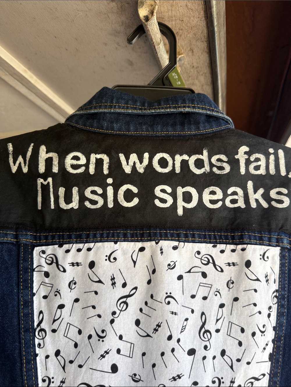 Jacket - Picture 4 of 4